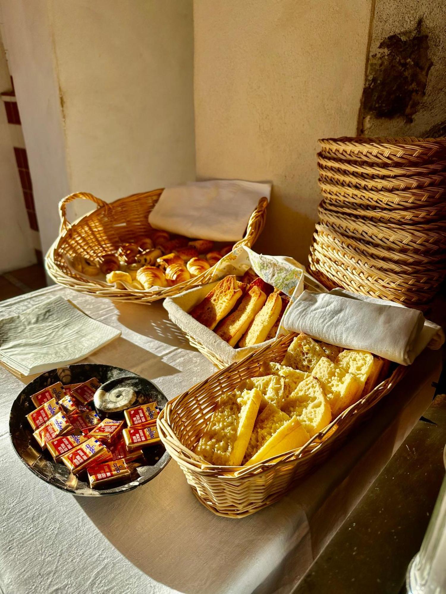D'hotes La Grange Des Ecrins 3*