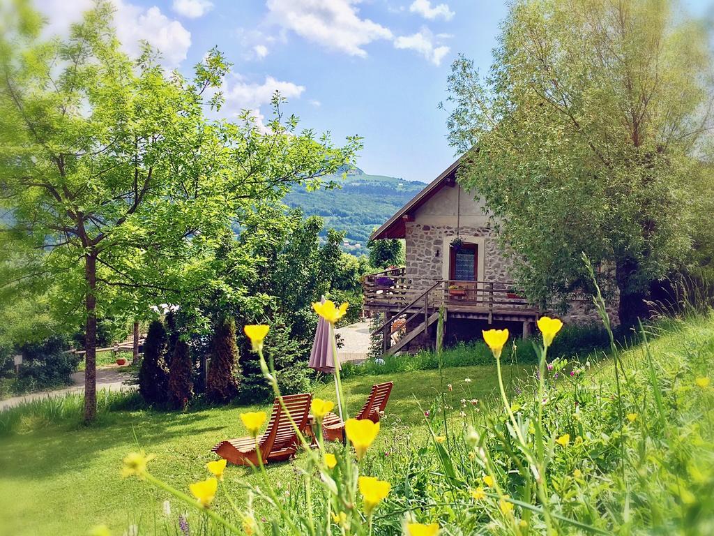 D'hotes La Grange Des Ecrins Guest house Chabottes
